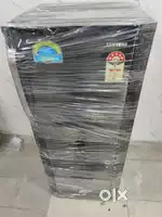 I'd89 samsung black single door refrigerator 190 ltr fridge