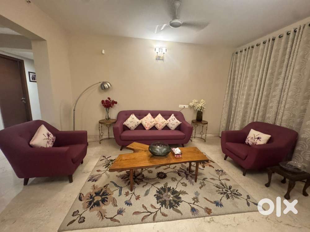 5 seater sofa in very good condition