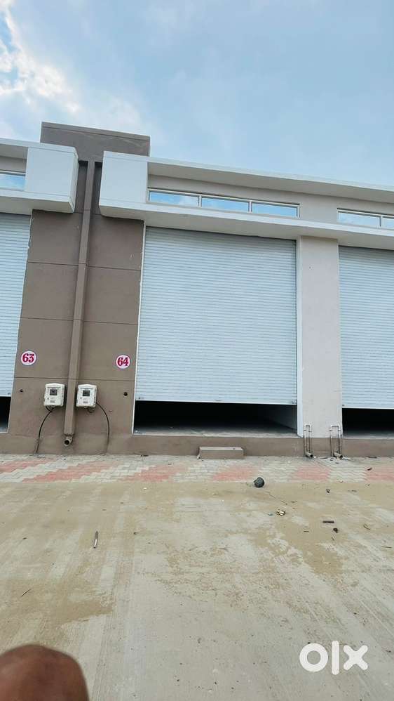 rent and sell both available