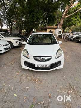 Honda Brio 2011 Oct pure Petrol 58000 Km Driven well maintenaid car