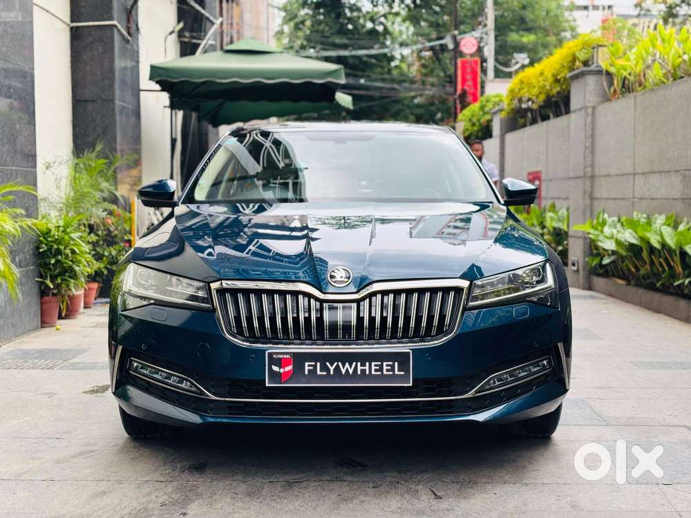 Skoda Superb 2.0 TSI AT L&K, 2022, Petrol