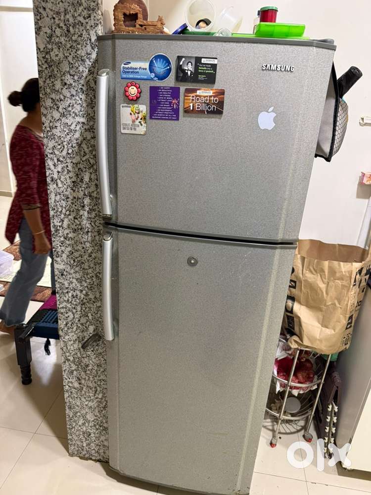 Samsung 300 Litter Fridge for Sell