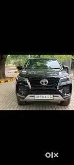 Toyota Fortuner 4X4 MT 2.8 Diesel, 2021, Diesel