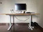ErgoYou Manual Height adjustable Office desk