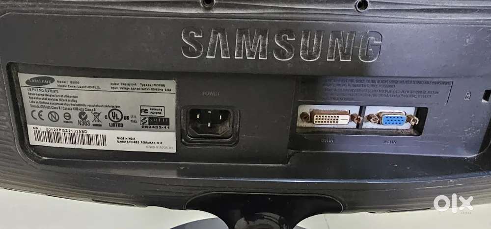 Samsung 18 inch Monitor