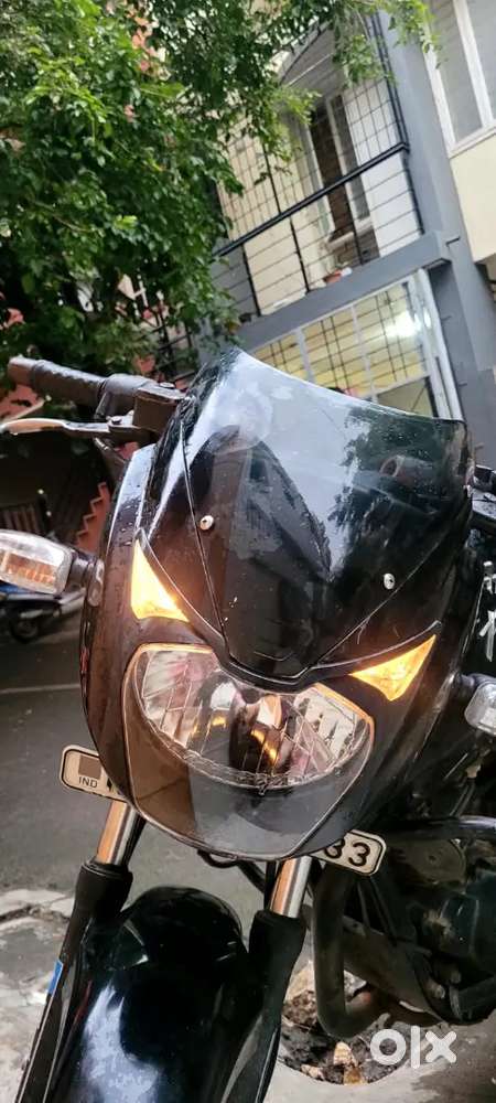 pulsar 150 2011 model bike come and see bike first person bike