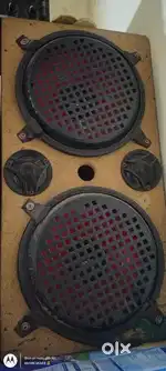 10 .10 inc ke 4 speaker's 2 fut ka 1 box hai dono 2.2 . Fut ke box hai
