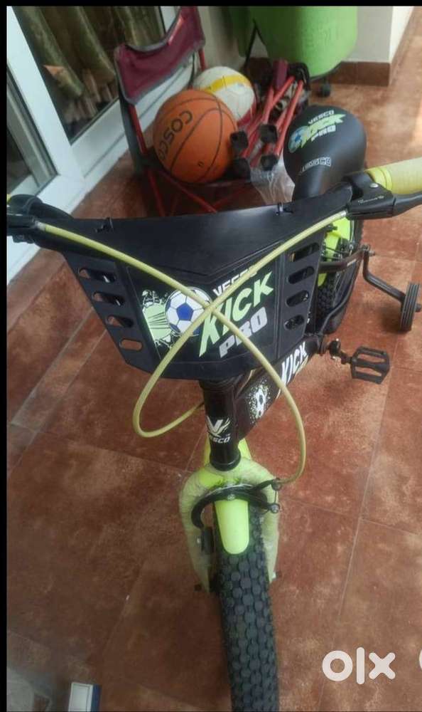 Almost brand new kids cycle