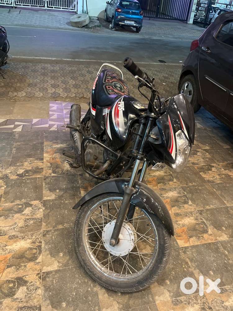 Koi kam nhi ha gadi ma achhi condition ma ha