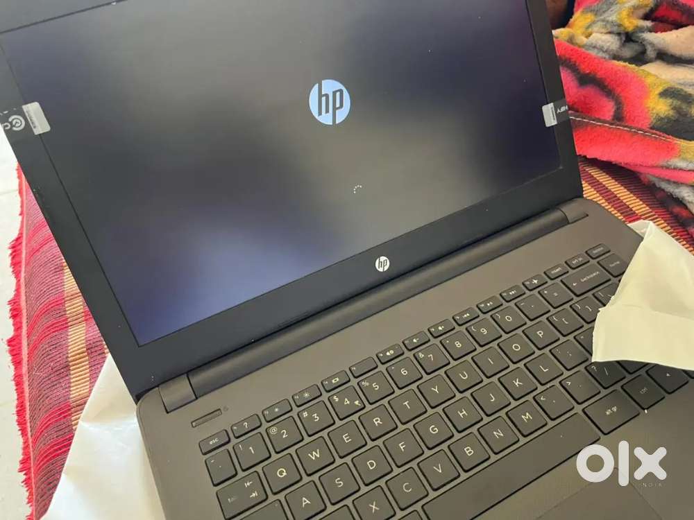 HP LAPTOP 8/500
