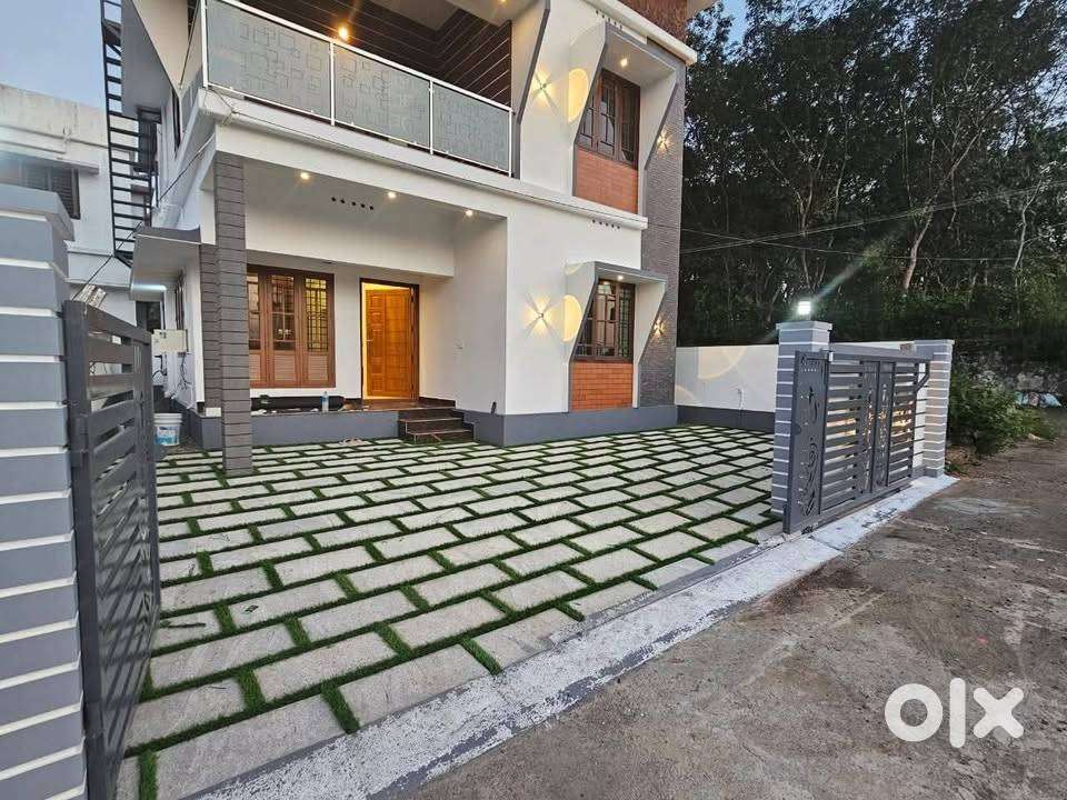 Pay just 10% Booking amount / 2 car parking / Duplex House for sale