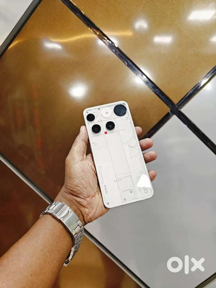 Nothing 3 5G (12Gb/256Gb)..10 Days Old..Full Box Kit..