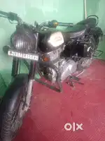 Royal enfield classic bullet 350 , bs4 , 2016 single handed driven