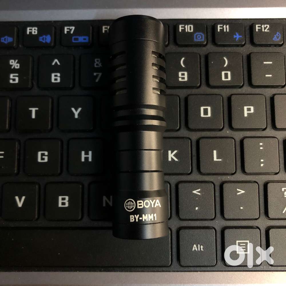 ₹800 BOYA BY-MM1 mic