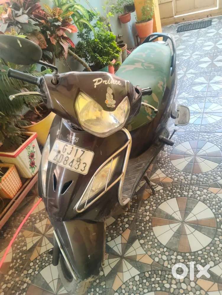 Selling scooty