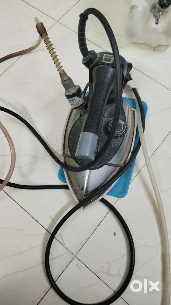 Steam iron selling