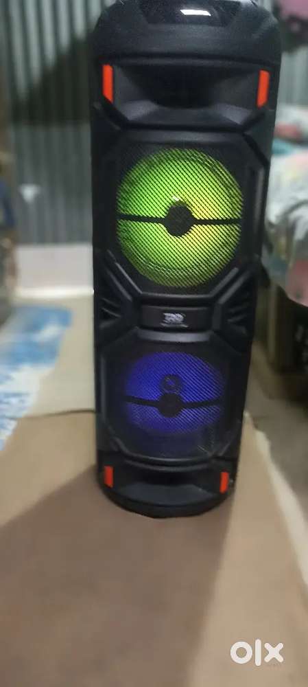 This speaker is awesome sound and bess
