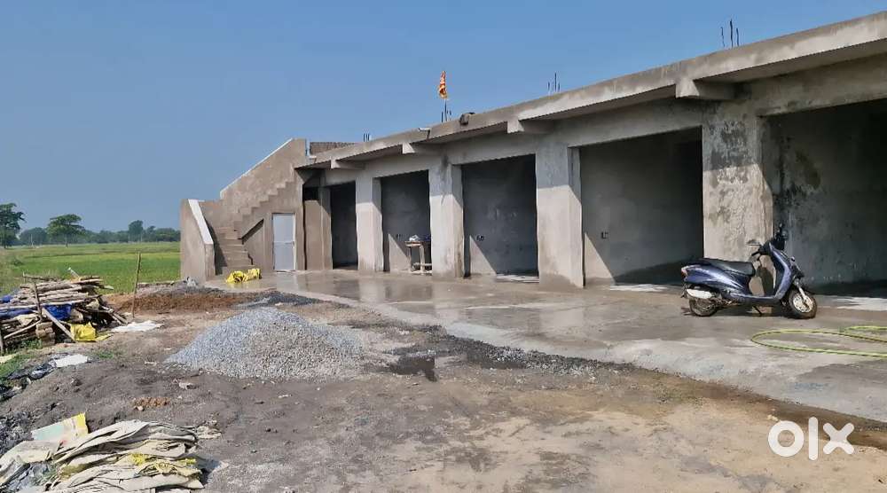 Build  area 13x20 Per shop  4500/-Only