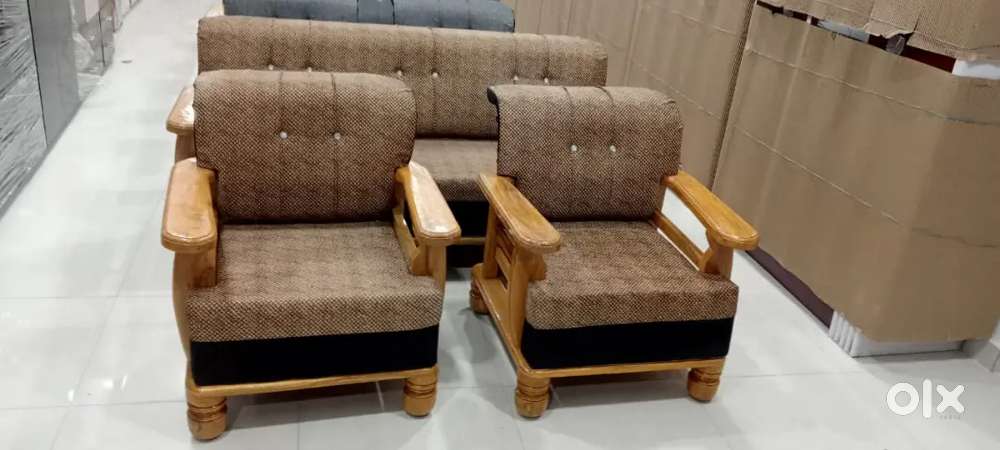 Dorian ( lakdi sofa )