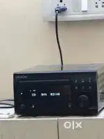 Denon HI FI Audio System with bookshelf speakers fully remote operated