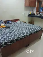 1RK available for rent. It is fully furnished.