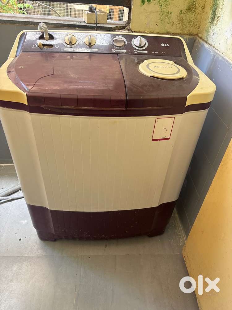 LG Washing Machine - 7. 5 KG