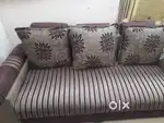 5 l seater sofa selling