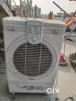 Cular पैसे की जरूरत