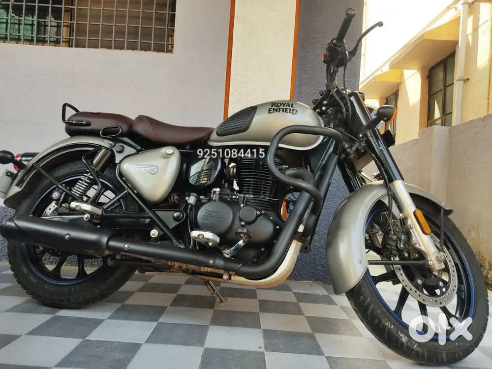 Royal Enfield    very   nice.  condition