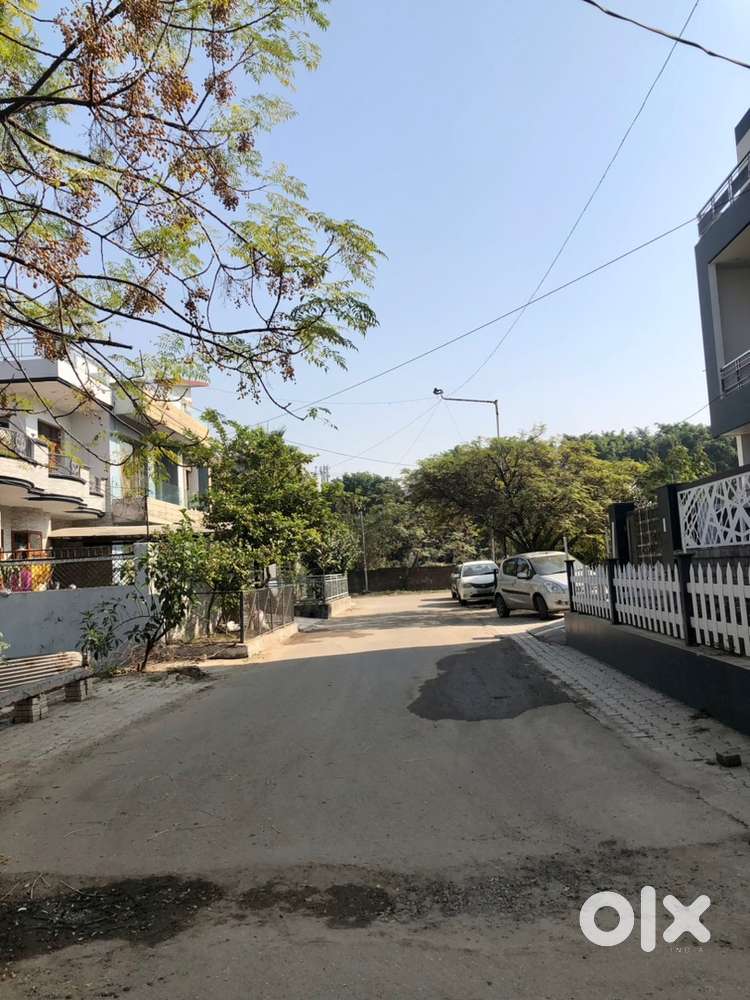 275 Gaj PLOT FOR SALE IN SECTOR 115 SHIWALIK ENCLAVE PRIME LOCATION