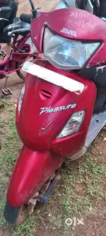 Hero honda pleasur