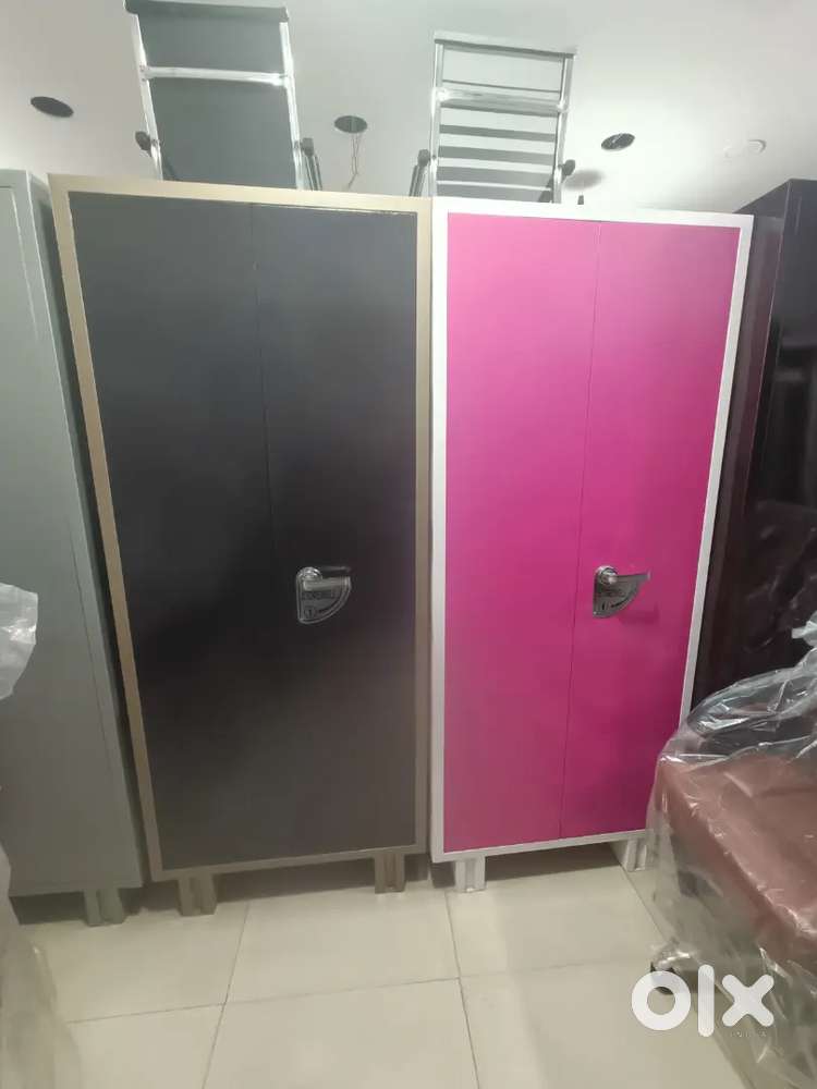 New metel almira 6.5ft (Gurgaon
