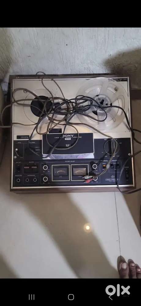 Sony tape recorder & full set