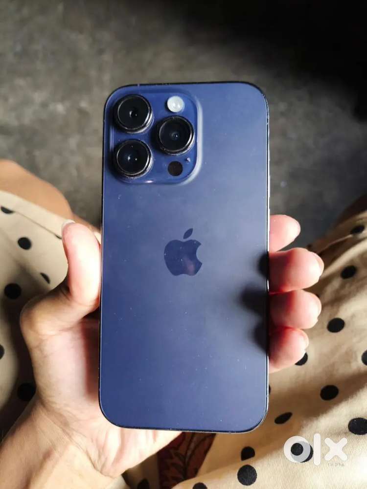 Iphone 14 pro (256)gb storage deep purple colour