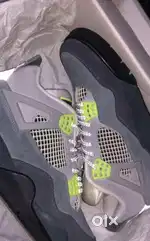 Nike Jordan 4 Neon