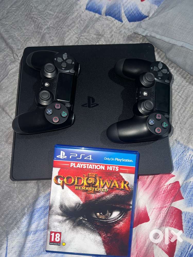 PS4 for sale with box