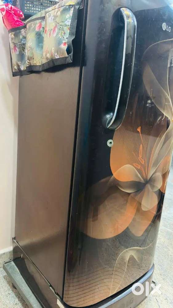 LG REFRIGERATOR FOR SALE