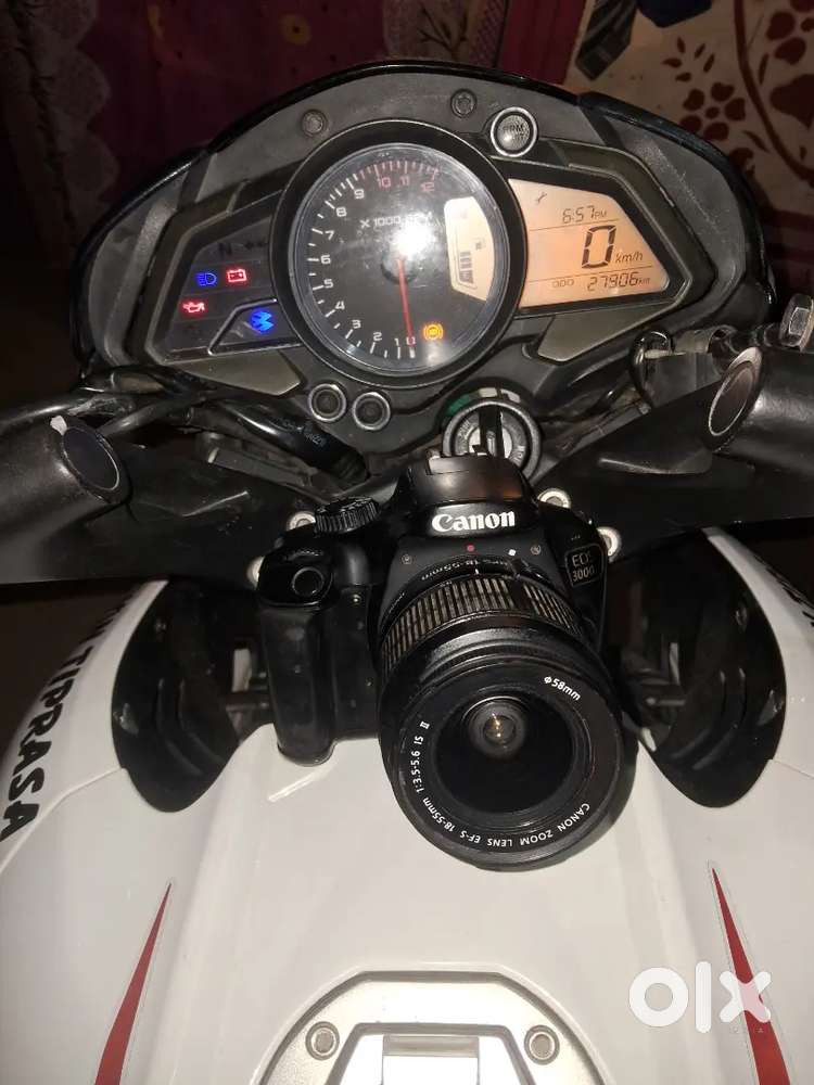 Canon eos 3000d