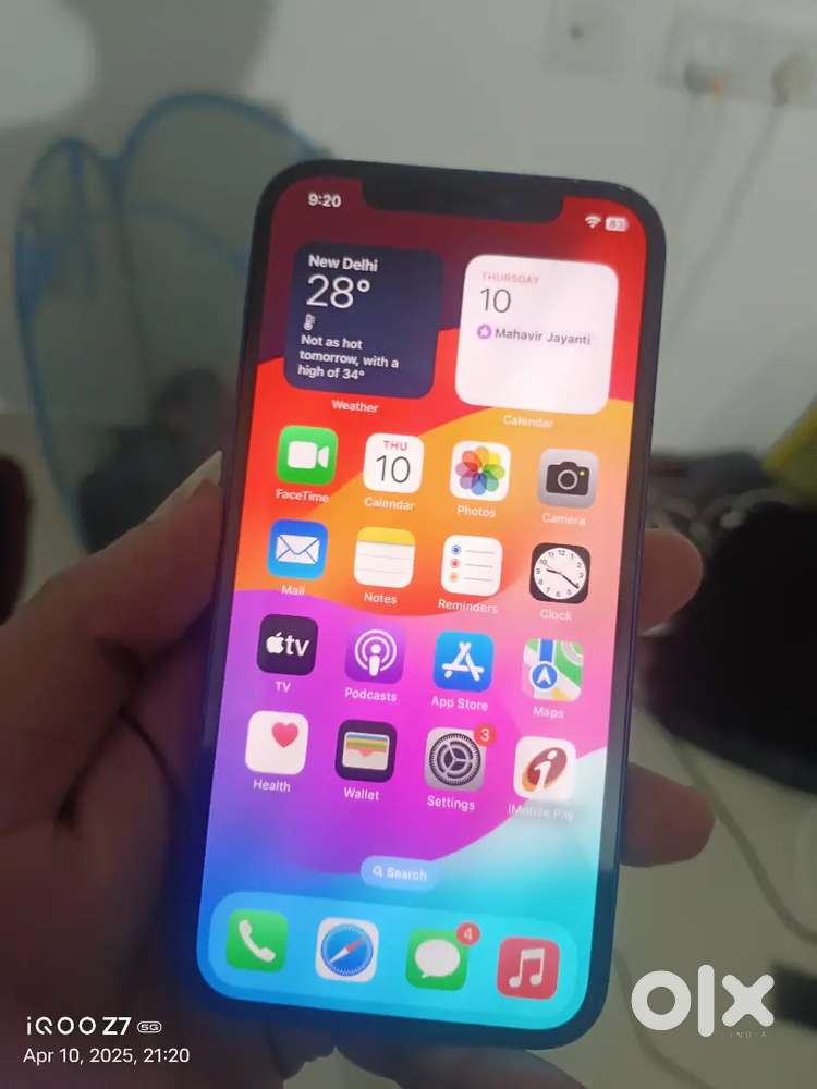 iPhone 12 - 128GP - 85% battery - No scratches