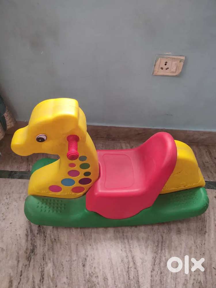 Giraffe Kids ride