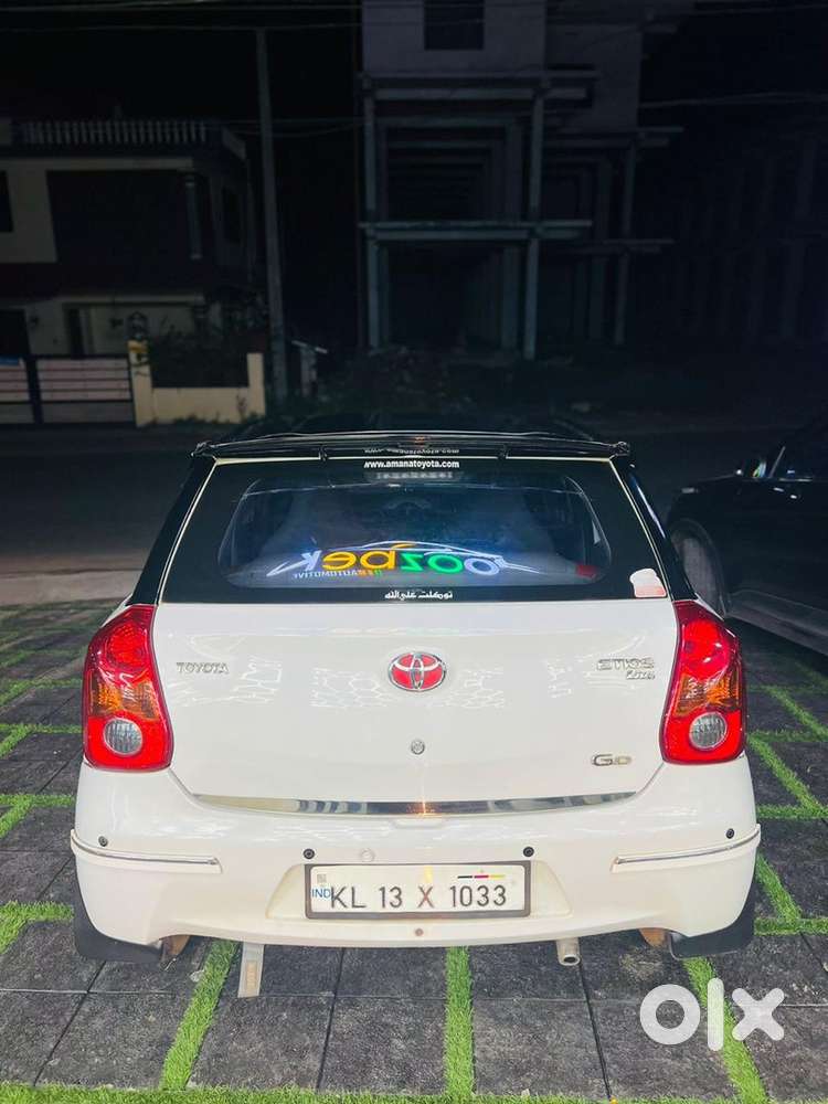 Toyota Etios Liva 2011 Diesel 120000 Km Driven