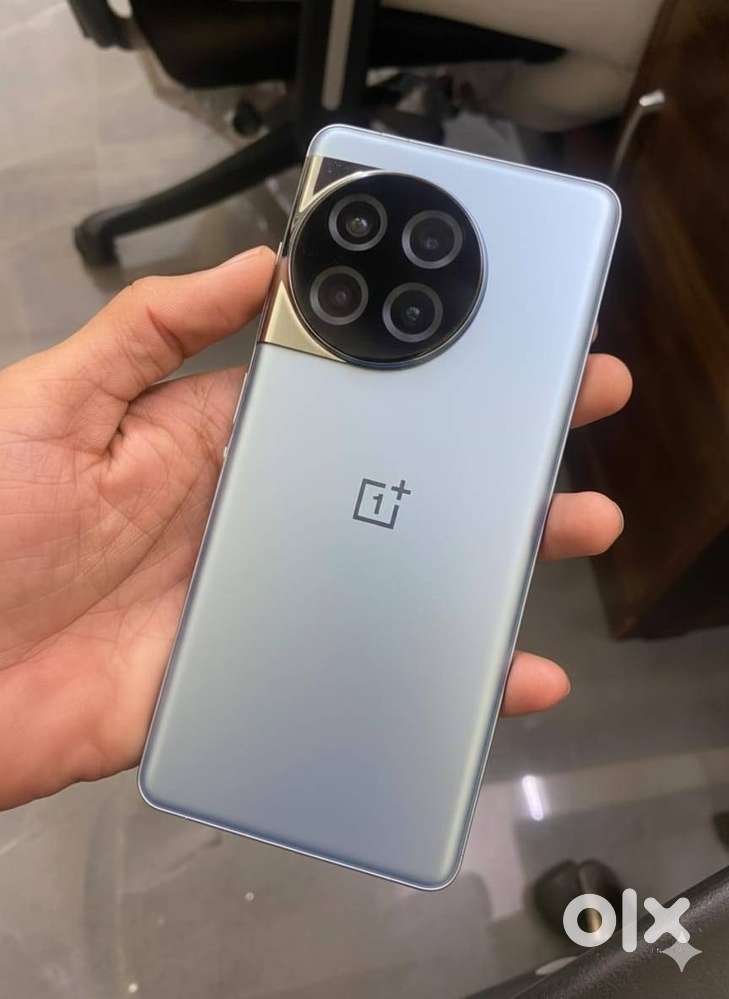 ONE PLUS 11 R 8/128