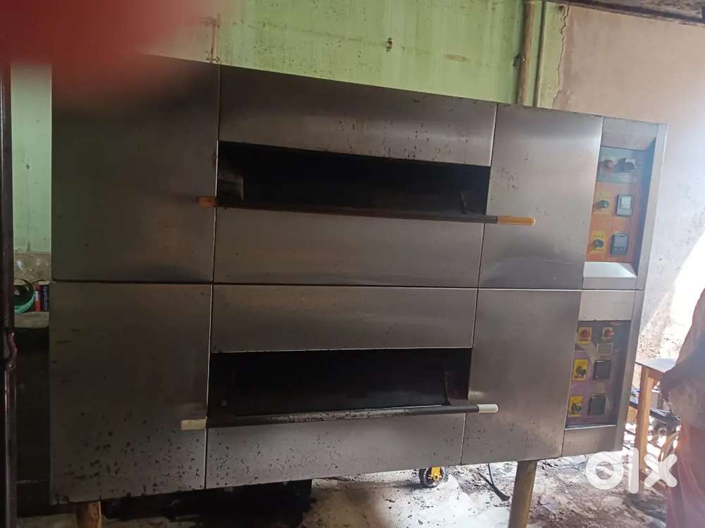 Bakery oven