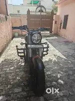 Royal Enfield Classic 350 Top Model