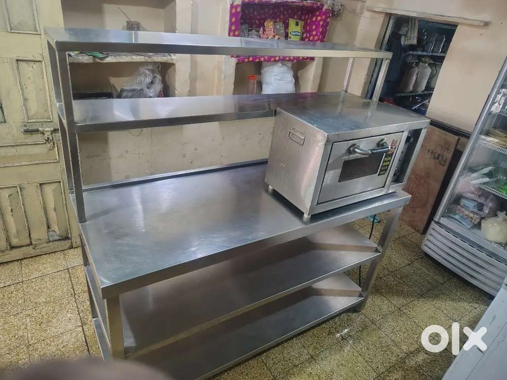 Steel Kitchen Teble, Pizz Oven and bake samosa oven