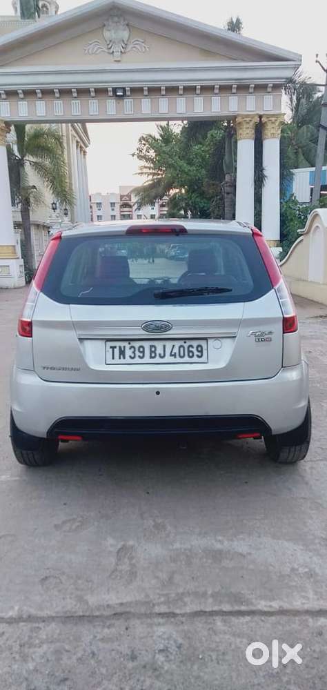 Ford Figo 1.5D Titanium MT, 2013, Diesel