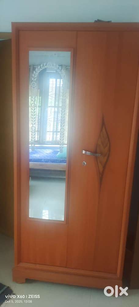 Steel Almari for sale