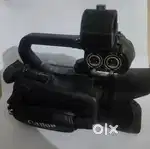 Canon XA11 vedio camera