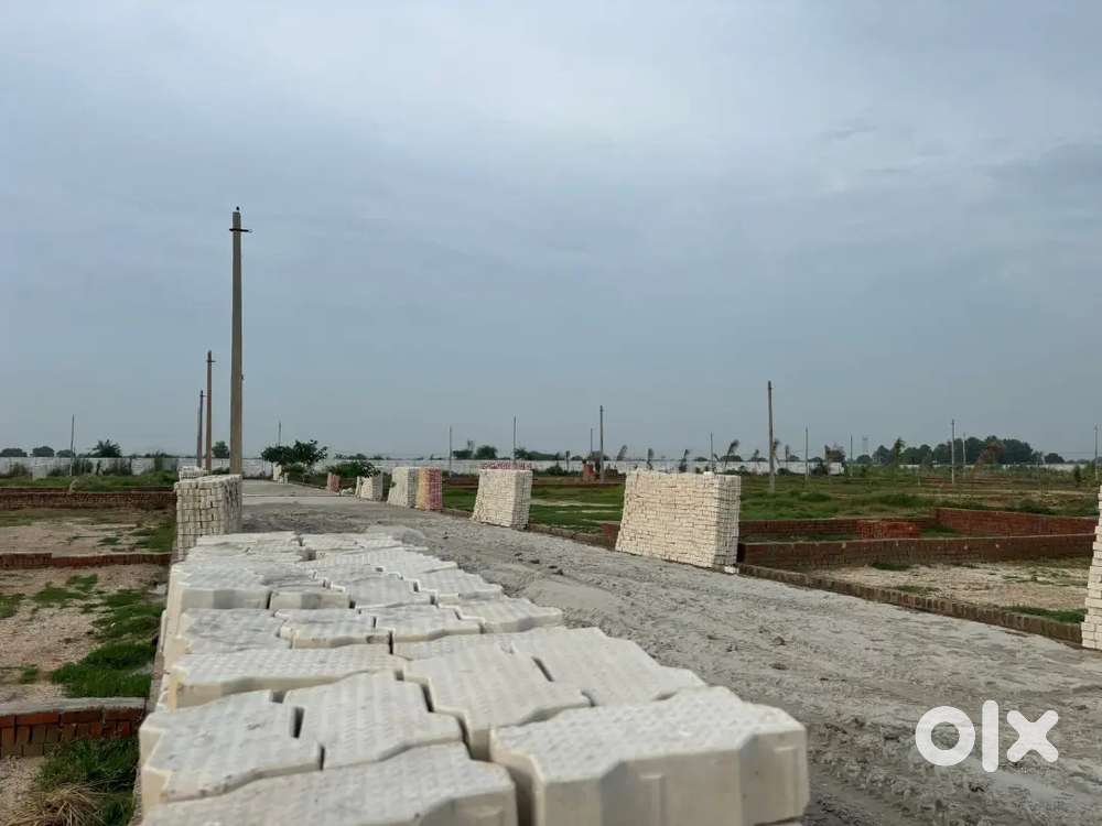 outer ring road pr plot le khurdhi bajar ke pas bank loan LDA SE NOC