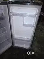 Gem washing machine 7.2 kg and fridge voltas only 4 month old